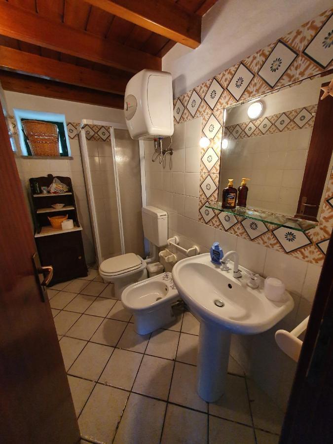 Casa Dafne Villa ลีปารี ภายนอก รูปภาพ
